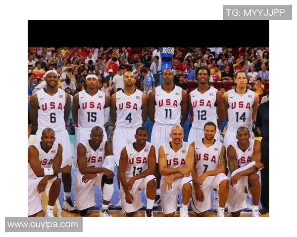 足球传奇与NBA巨星同框合影展现跨界体育友谊魅力瞬间