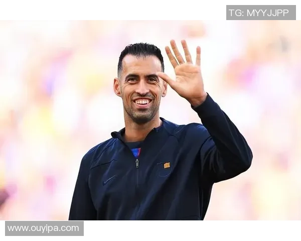 足球传奇迪科：从巴萨明星到葡萄牙中场大师的荣耀之路